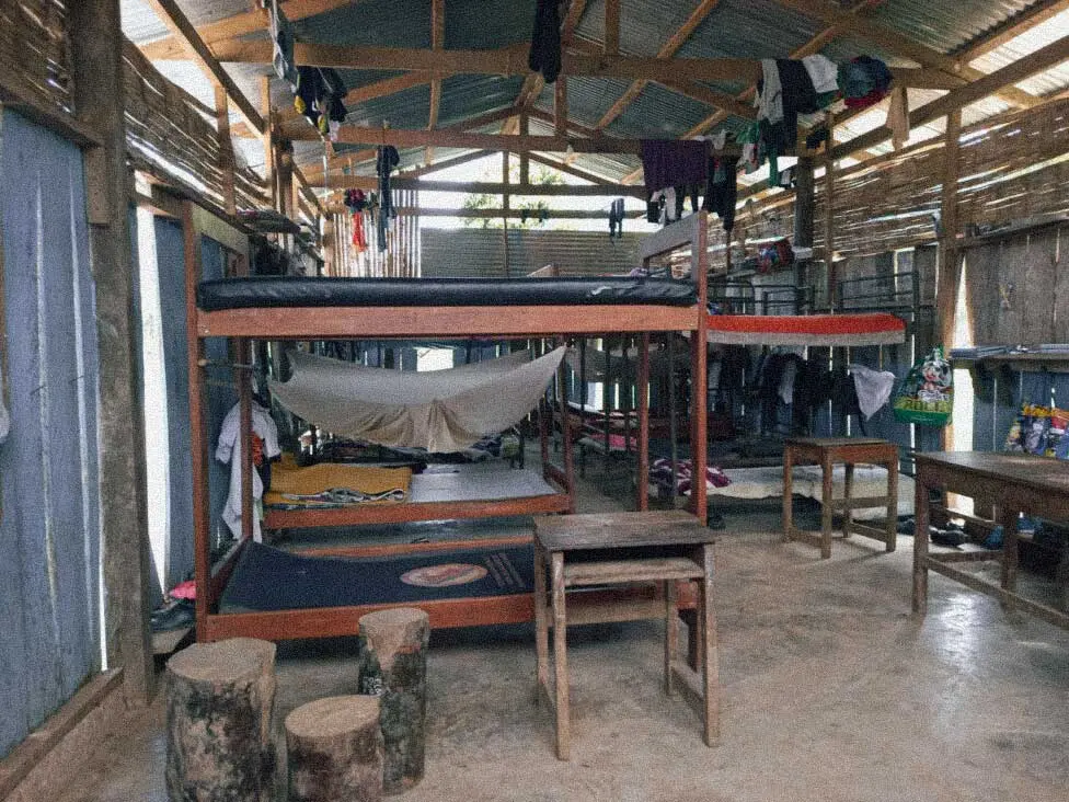 Dormitories of Awajún girls in the shelters of Condorcanqui: stacked mattresses and wooden walls. In these spaces abandoned by the State, teachers have sexually abused their students. Photo: Rosemary Pioc.