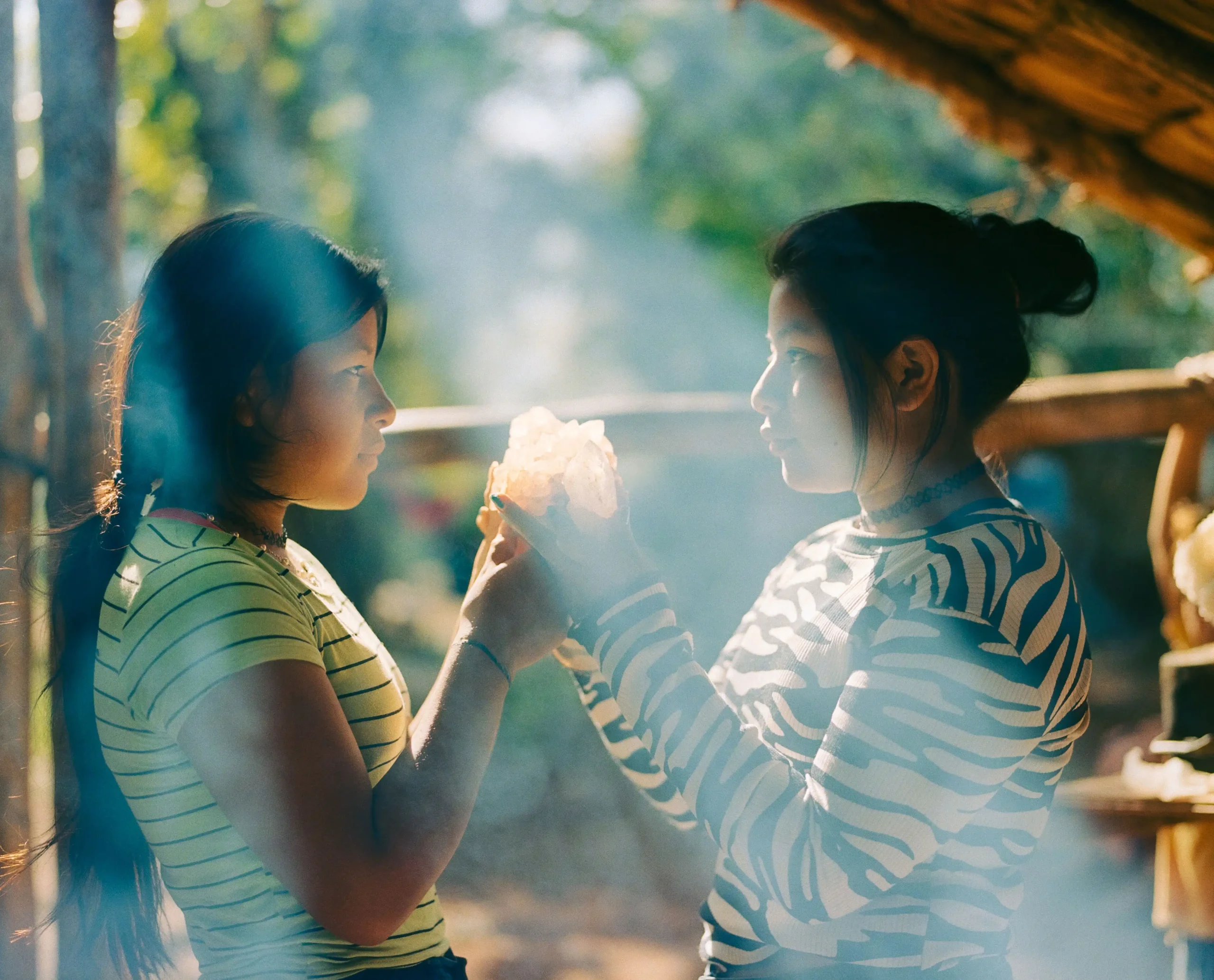 Portrait of sisters Analía and Carina. Memory and knowledge are shared within Mbyá Guaraní communities. Photo: Mauricio Holc